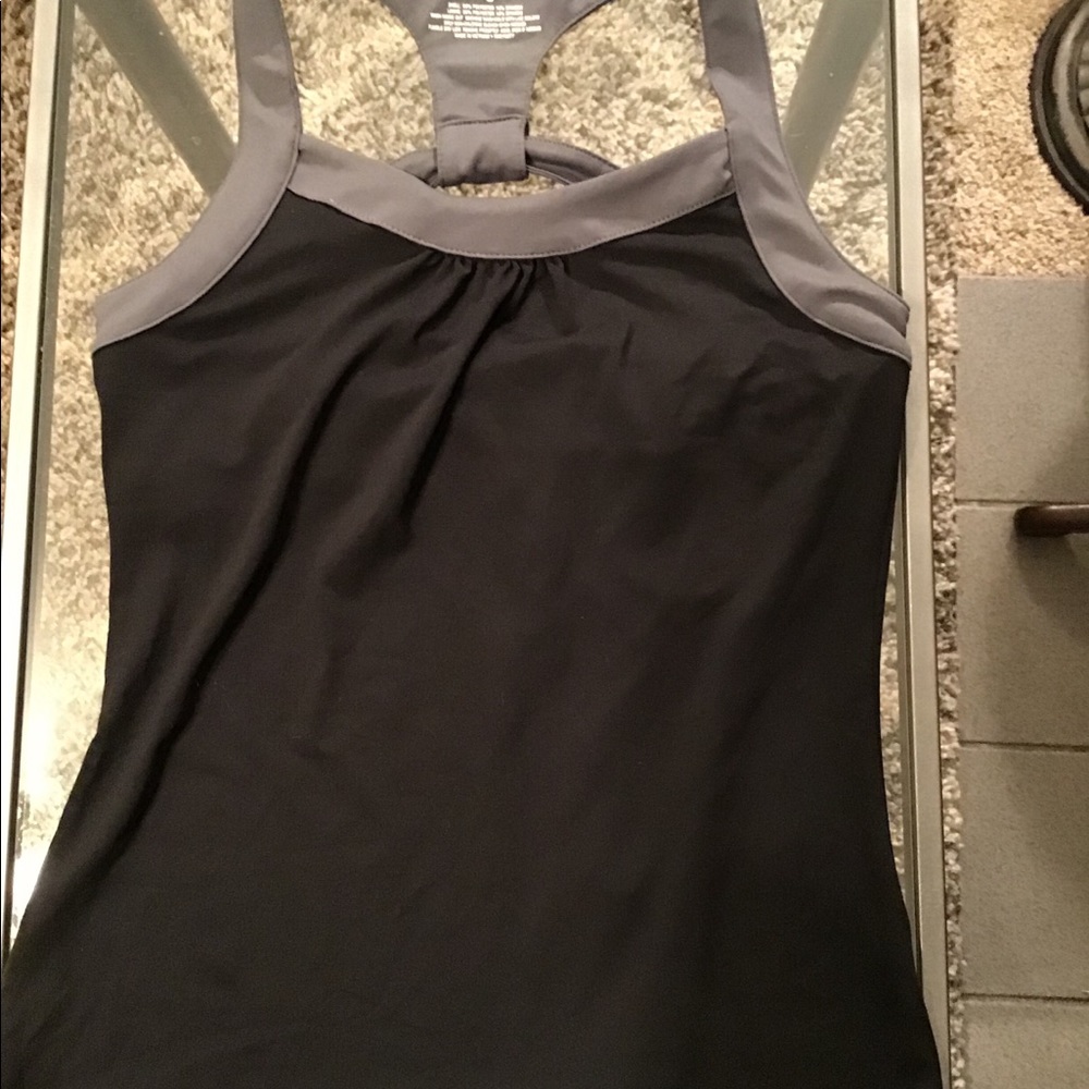 Tek Gear yoga tank size M